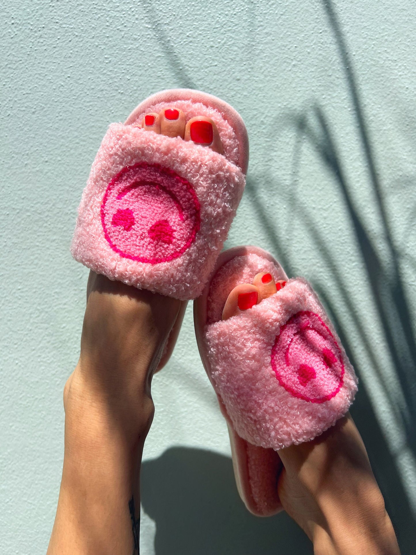 Smiley Face Slippers | house Slippers | Gift For Women | cute fuzzy slippers | Cute Womens Smile Slippers
